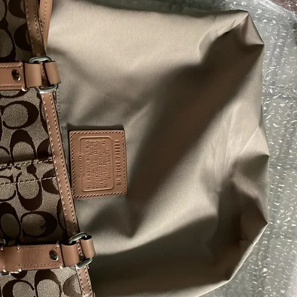 Coach signature collection purse 👜 - Picture 13 of 13